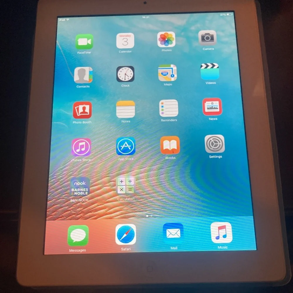 iPad 2 32gb Wi-Fi only